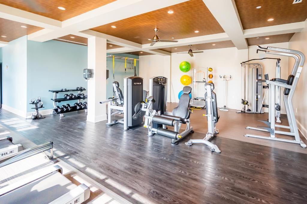 Urban Studio W Balcony Gym Apartment Шарлът Екстериор снимка